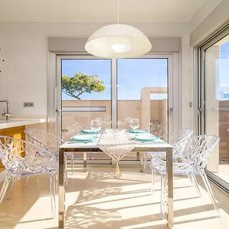Mil Palmeras Villa Campoamor