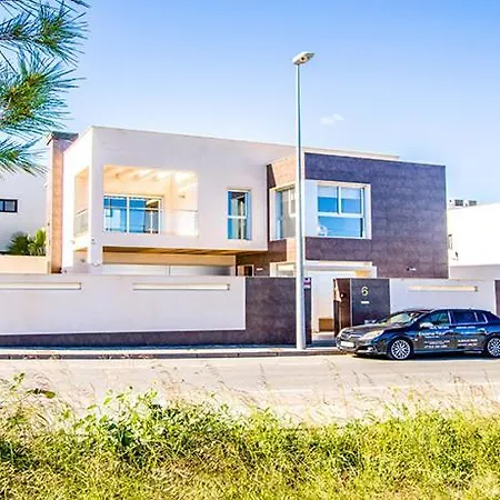 Villa Mil Palmeras Campoamor